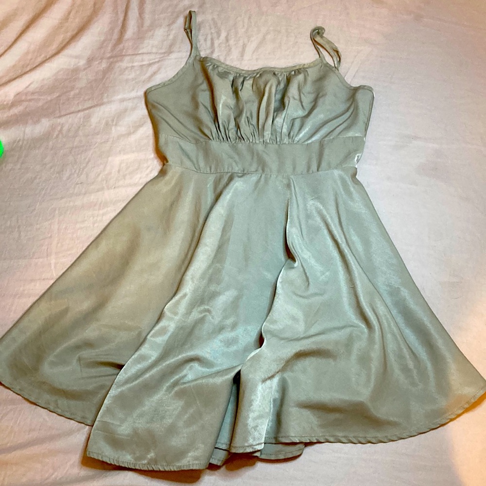 Green shein dress, size xs, women’s dress, worn once.
